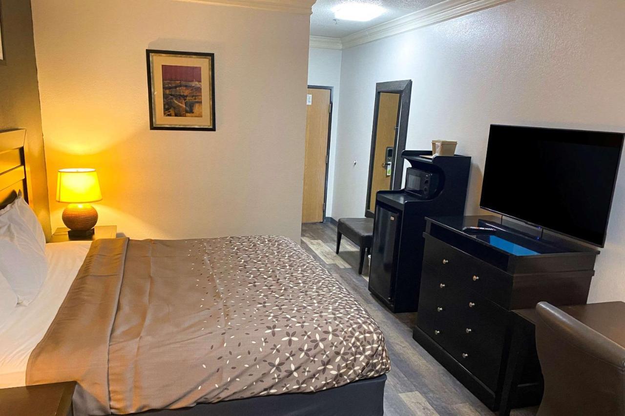 Rodeway Inn Stephenville Zimmer foto